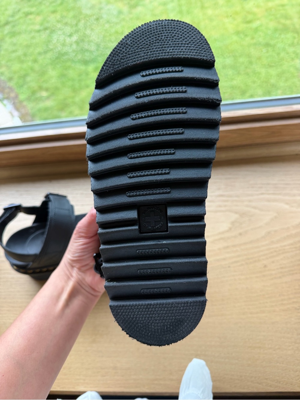 Dr. Martens Sandals  Voss Quad Black Platform. Yellow Stitching - Picture 4 of 11